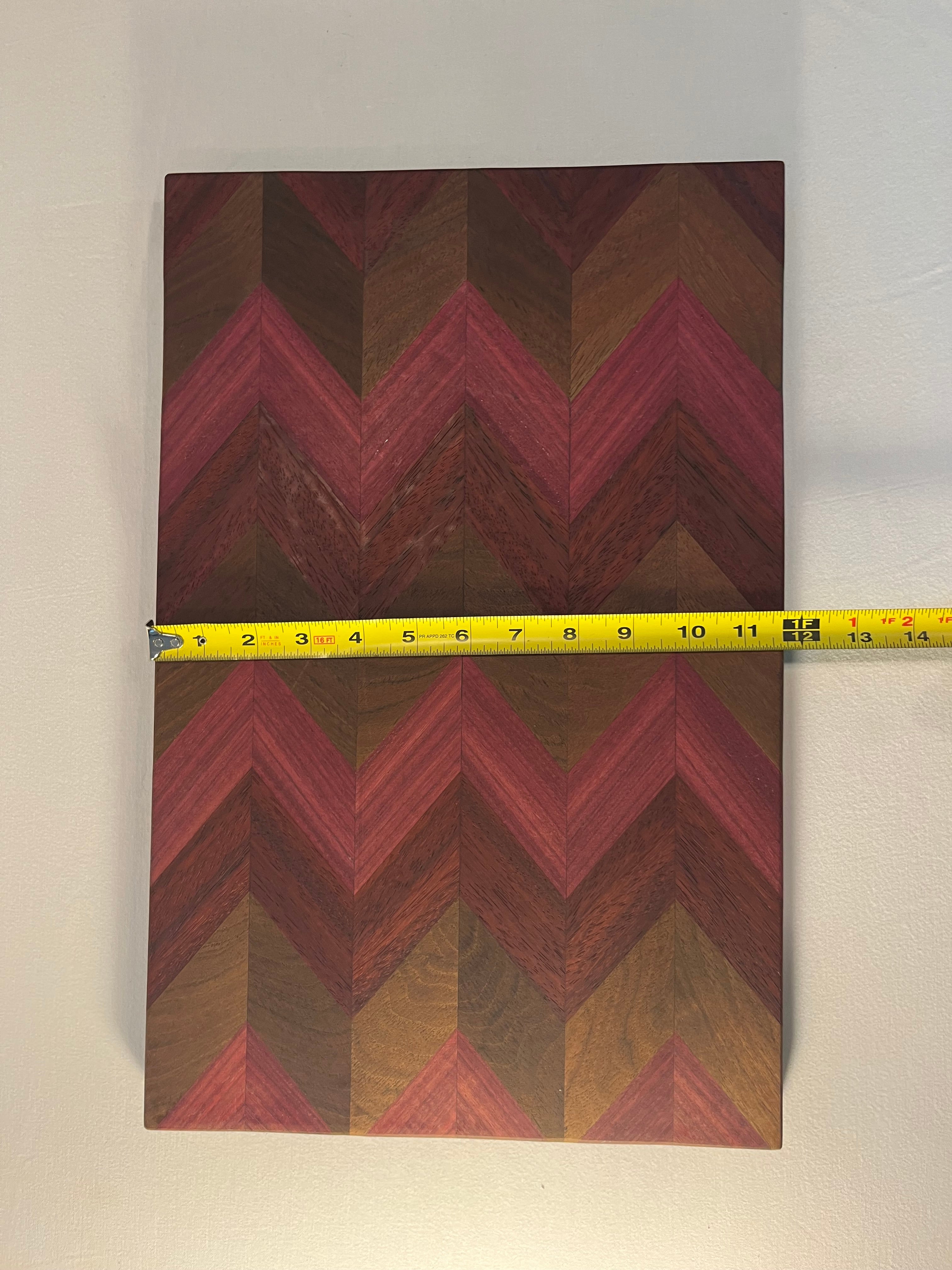Exotic 18x11.5in zig zag cutting board