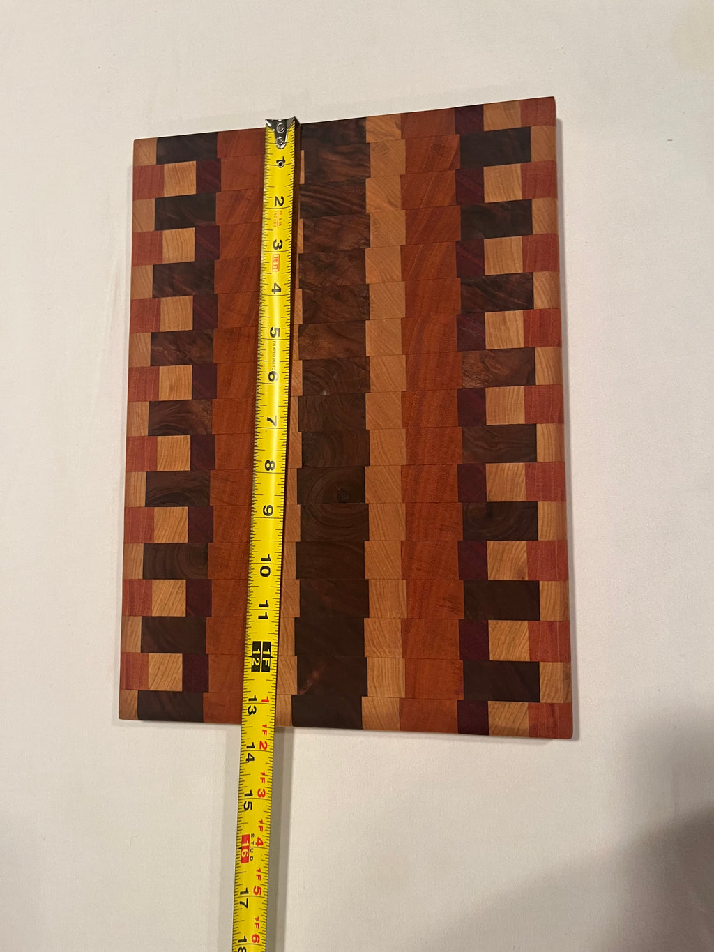 Patterned End Grain Gutting Board